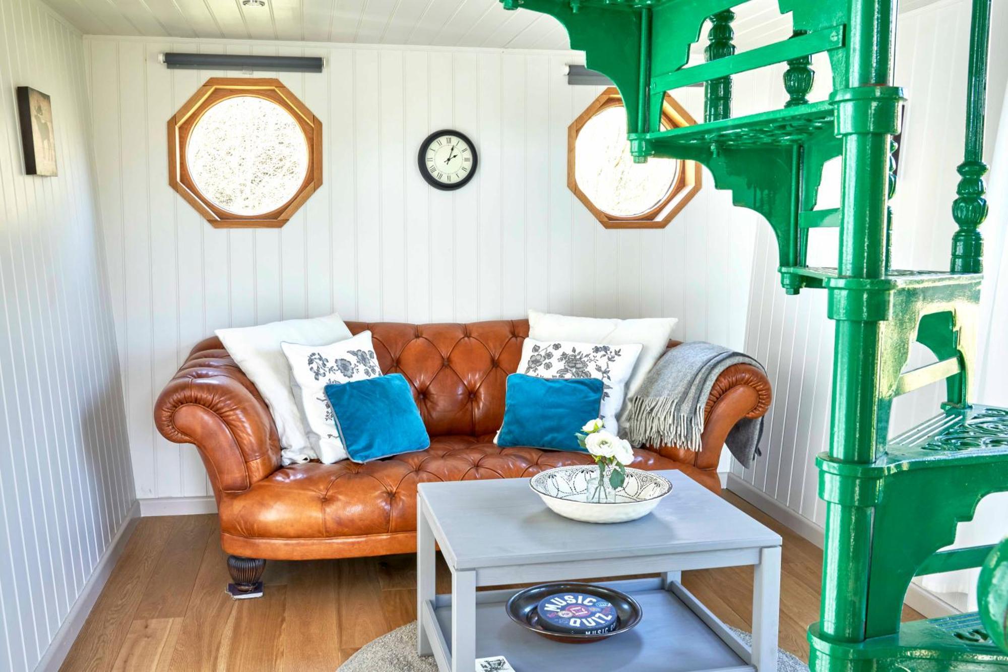 라이 Extraordinary Huts Ltd 빌라 외부 사진